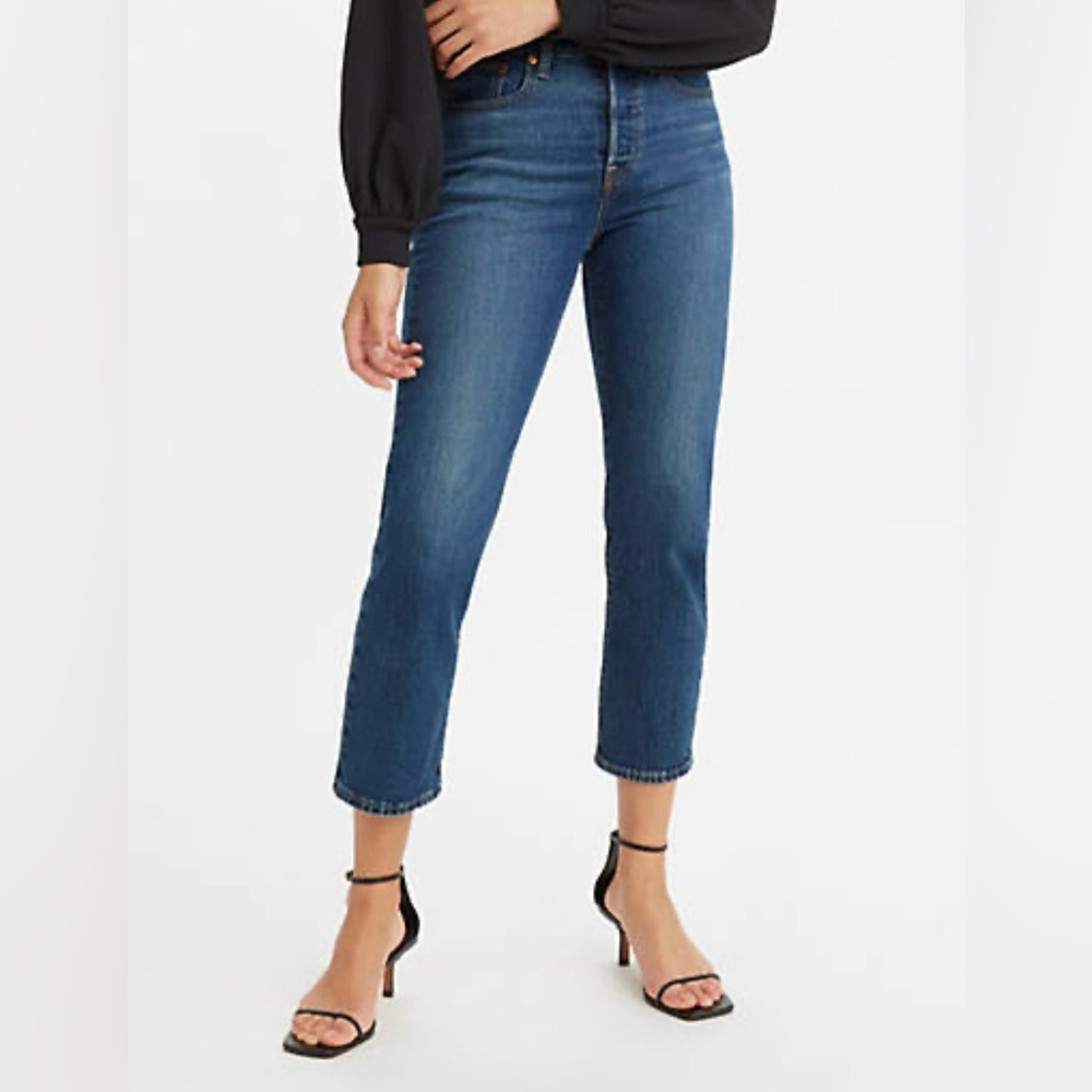 Levi’s Wedgie Straight Dark Wash Jeans 26x26
